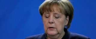 Copertina di Attentato Berlino, Merkel: “E’ un giorno duro. Ma continueremo a sostenere chi chiede di integrarsi nel nostro Paese”