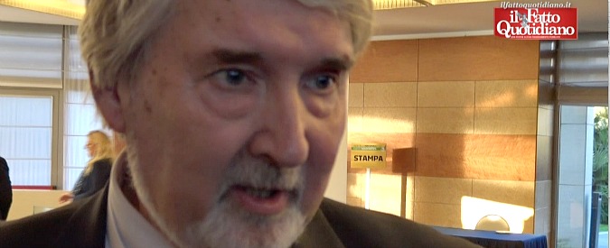 Copertina di Jobs act, Poletti come Berlusconi: “Sono stato frainteso”. Ma mezzo Pd lo scarica