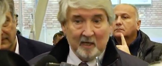 Copertina di Poletti: “Giovani all’estero? Alcuni è meglio non averli tra i piedi”