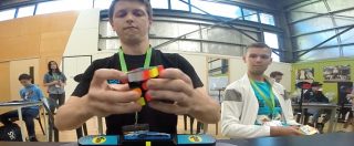 Copertina di Cubo di Rubik, un centesimo di secondo manda l’australiano Zemdegs nell’olimpo. Il video del record