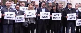 Copertina di Salvini vuole il voto subito: “Dopo Monti, Letta e Renzi, no al quarto premier non eletto da nessuno”