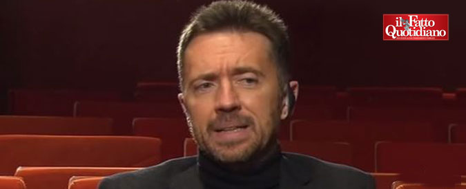 Copertina di Arresto Marra, Scanzi: “Raggi sorpresa? O non ha requisiti per gestire Roma oppure finge”