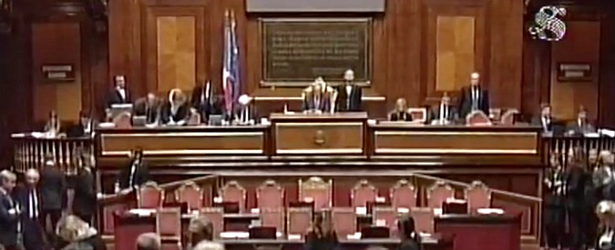 Copertina di Governo, Gentiloni si presenta al Senato, dibattito e voto di fiducia – segui la diretta