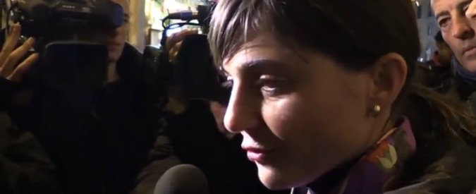 Copertina di Expat, il Pd difende il ministro Poletti: “Si è scusato, non si deve dimettere”