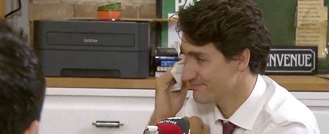Copertina di Il profugo siriano commuove il premier: “Orgoglioso di essere canadese”. E Trudeau scoppia in lacrime