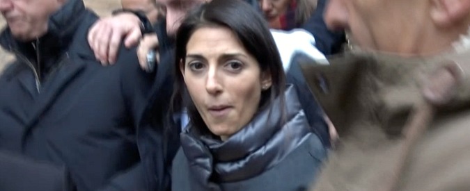 Copertina di Raggi: “Marra non mi ricattava. Non temo né lui né l’esposto della Raineri”