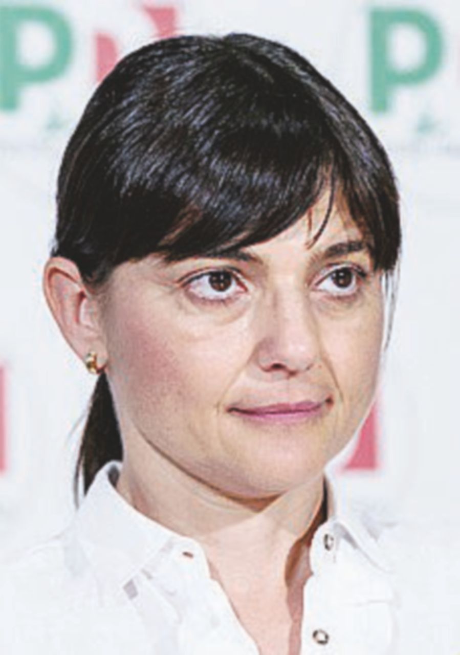 L’assessore indagato prova a dimettersi: Serracchiani lo ferma L’assessore indagato prova a dimettersi: Serracchiani lo ferma