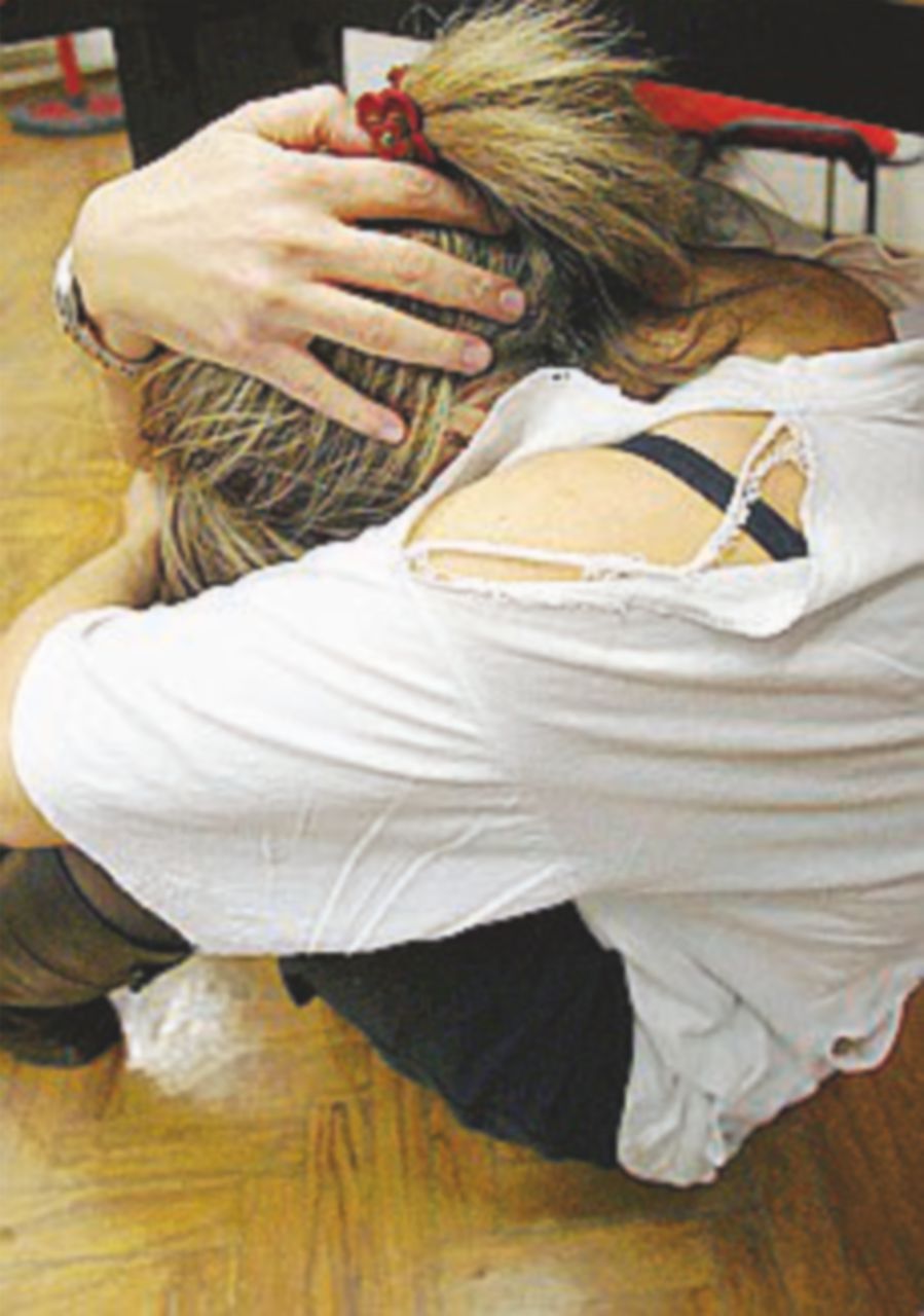 Dodicenne partorisce. Arrestato 31enne amico di famiglia