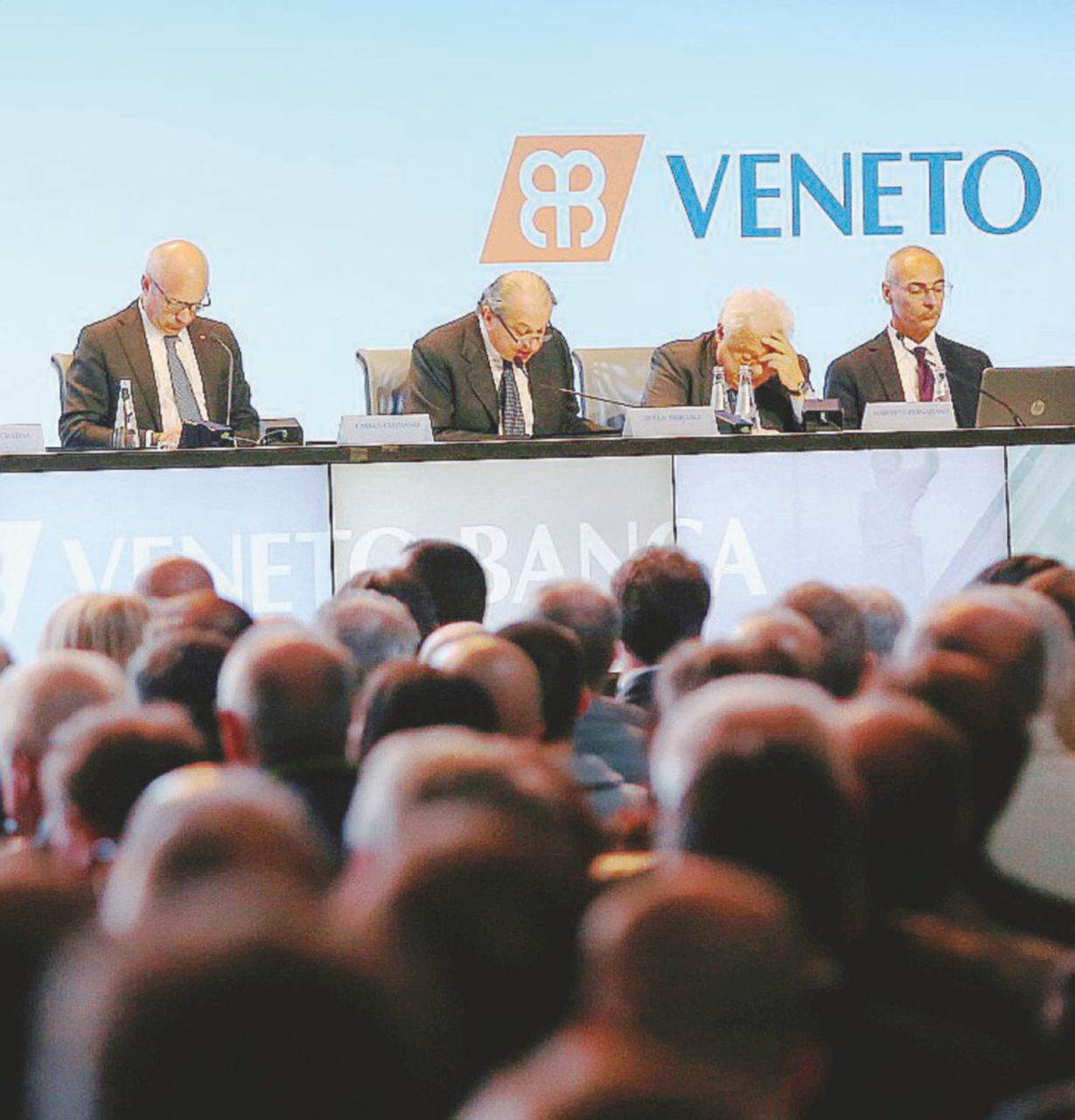 Copertina di Popolari venete, la mossa storica per sopravvivere