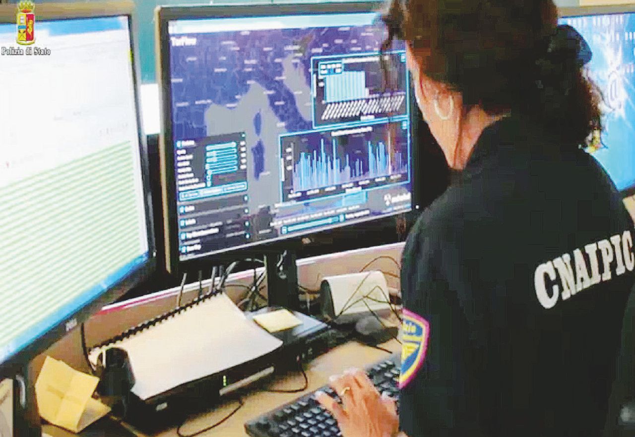 Copertina di L’ingegnere massone e i suoi agganci negli Usa