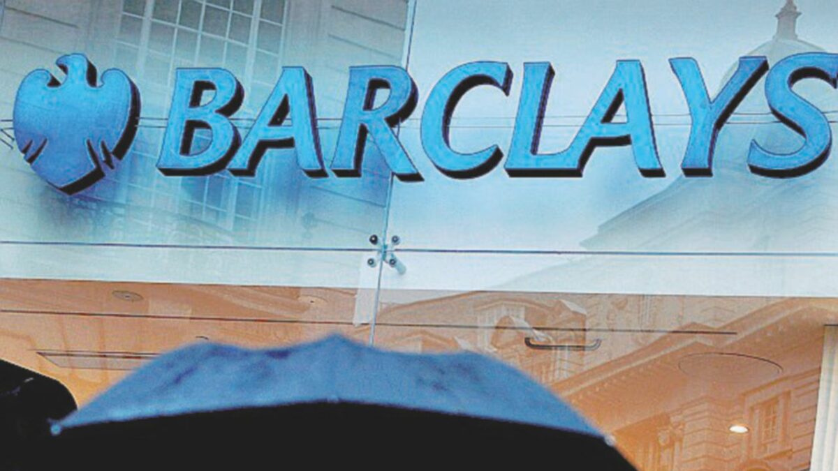 Barclays taglia 5mila dipendenti per sostituirli con l’Ai. Da Citigroup a Klarna, la corsa alle riduzioni di organico