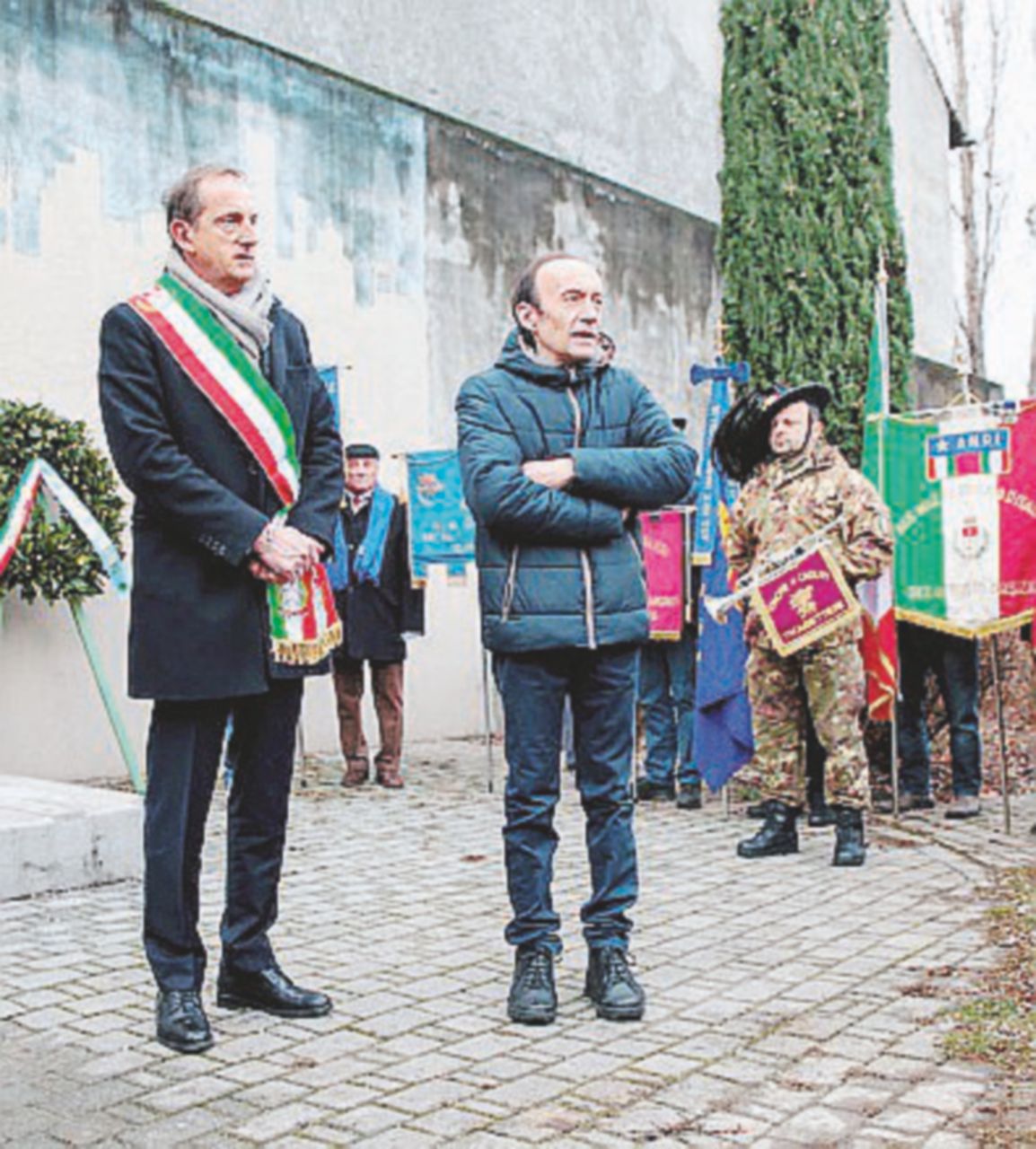 Copertina di Gli operai sterminati dai nazisti nel ricordo di una fabbrica che resiste