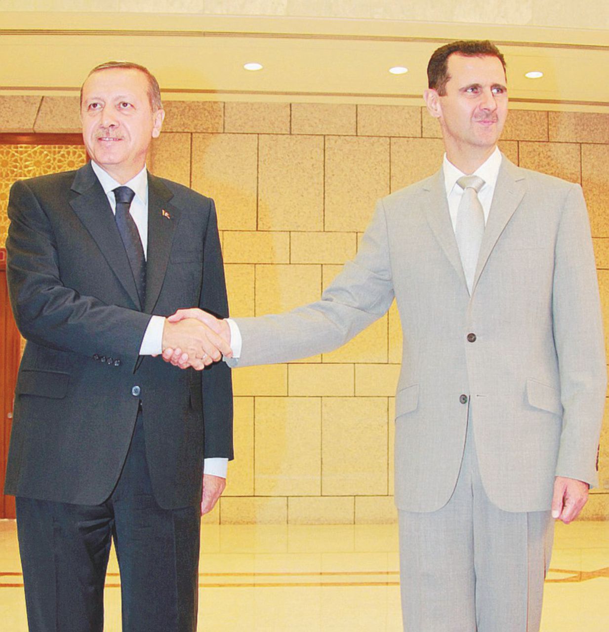 Ora il Super Sultano vuole dettare legge anche in Siria