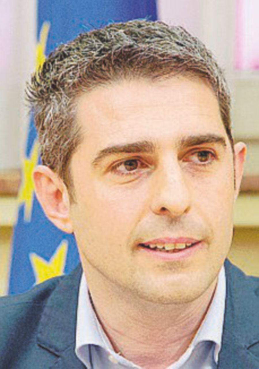 L’ex M5S Pizzarotti: “Mi ricandido con una lista civica”