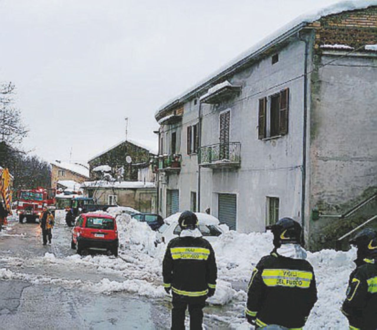 Copertina di “Prefetto e vertici Enel si dimettano”