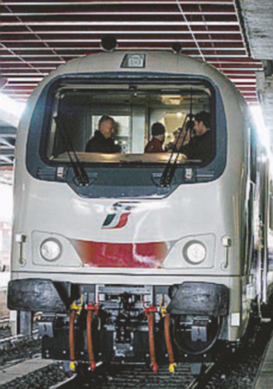 Trenitalia riduce gli aumenti dopo le proteste