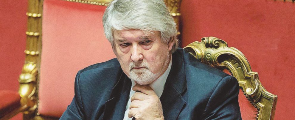 Nel mirino - Il ministro del Lavoro, Giuliano Poletti - LaPresse Jobs act, Pd e sindacati “processano” Poletti