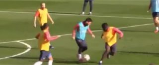 Copertina di Calcio, Messi ‘umilia’ i suoi compagni: smarca tutti in allenamento e va in goal