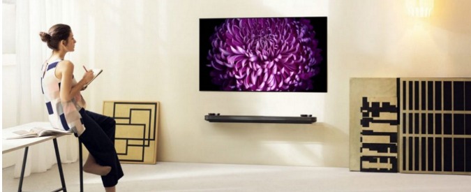 Copertina di CES 2017: LG, Samsung e Sony presentano nuove TV sempre più sottili e smart. Il curvo è già sulla via del tramonto