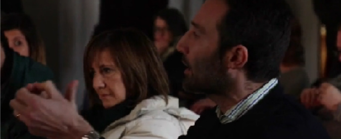 Copertina di Treni, la rabbia dei pendolari della Torino-Milano: “Blocchiamo le corse, aumenti insostenibili”