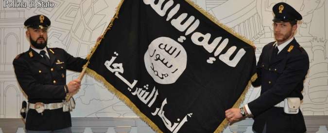 Copertina di Terrorismo, arrestato presunto affiliato ad Ansar Al-Sharia. “Arruolava aspiranti jihadisti nelle carceri italiane”