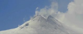 Copertina di Terremoto, 60 eventi sismici sull’Etna: evacuate scuole ma per Ingv “l’attività nella norma”