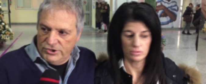 Copertina di Rigopiano, genitori di una superstite: “Siamo stati graziati, ma pensiamo ai dispersi”