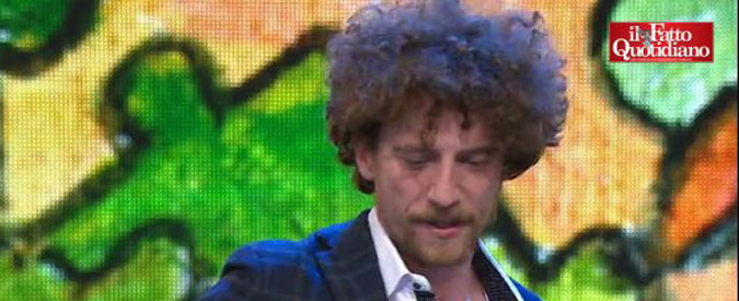 Copertina di Dimartedì torna con il comico Maurizio Lastrico. Non c’è più Crozza e già ci manca