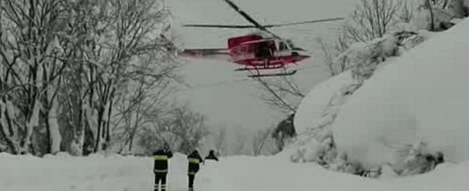 Copertina di Allevatore raggiunto dopo tre giorni. Frazioni isolate per la neve: aumenta il rischio valanghe
