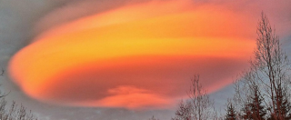 Copertina di Svezia, nuvola a forma di Ufo sopra le piste da sci: è una nube lenticolare – FOTO
