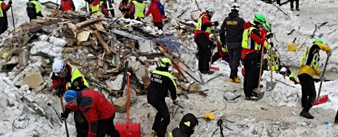 Rigopiano, 29 vittime e 11 sopravvissuti. I vigili del fuoco: “Operazioni di soccorso tra le più complesse mai gestite”