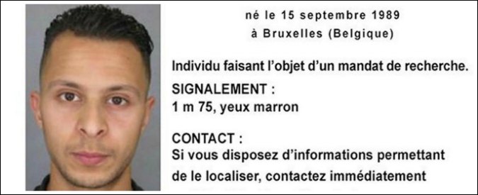 Salah Abdeslam, Francia ammorbidisce la detenzione del terrorista: “Potrebbe suicidarsi, stop a isolamento visivo”