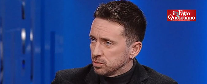 Copertina di M5s, Scanzi: “Non è vicino a Trump, ma è ciò per cui oggi non abbiamo Trump”