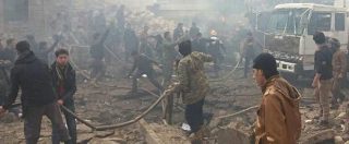 Copertina di Siria, autobomba nel nord del paese: almeno 60 morti e cinquanta feriti