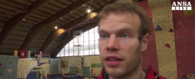 Copertina di Rigopiano, soccorso alpino: “Il maltempo sta complicando le operazioni”