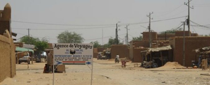 Migranti, la storia e i sogni dell’elettricista – orafo del Sahel
