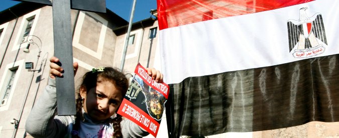 Egitto, cristiani copti uccisi e bruciati nel Sinai: “200 le famiglie fuggite da Al Arish”
