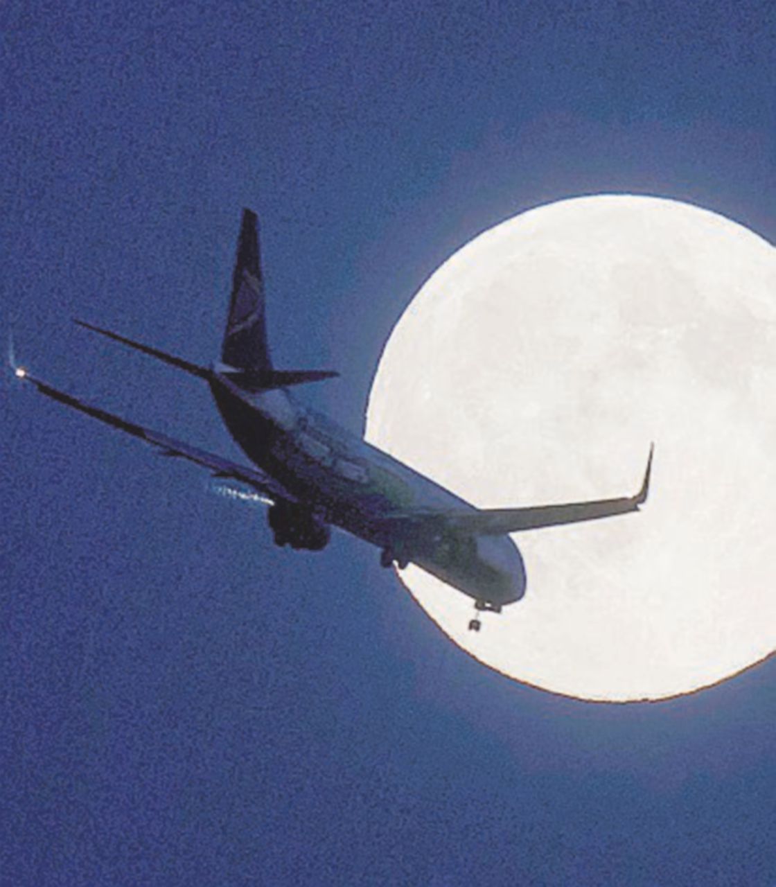 Copertina di Trapani rimane senza elettricità: aeroporto, porti e strade al buio