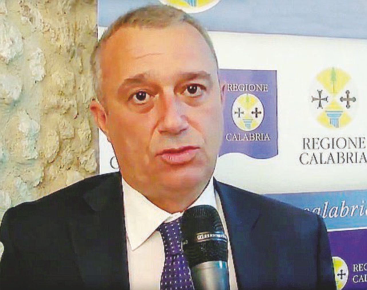 “Rubati 2 milioni Ue per i poveri”. In carcere consigliere regionale e uomini della cosca Mancuso