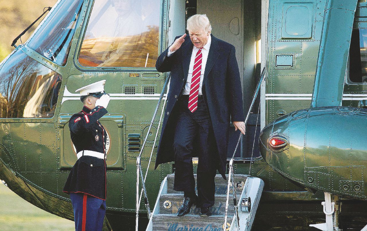 Copertina di Usa, il gendarme riluttante: Donald cede alla tentazione