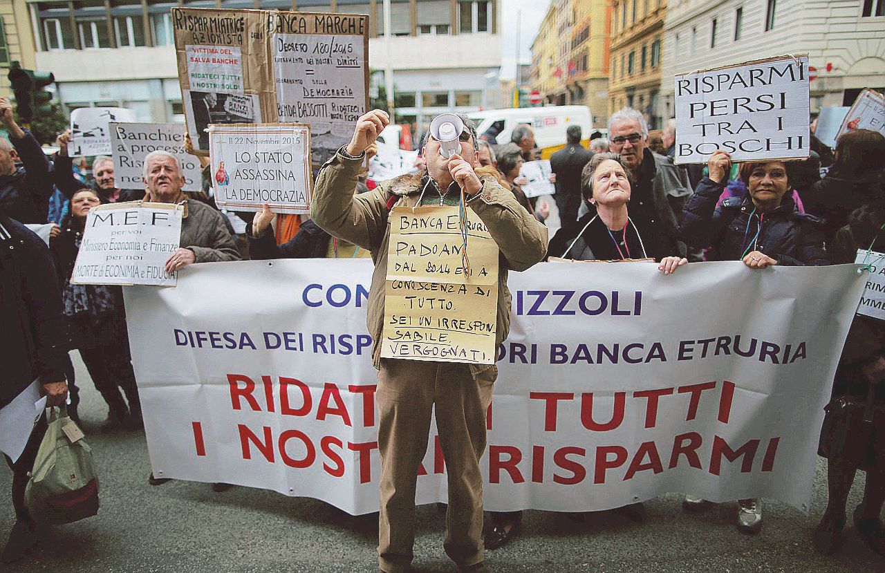 Soldi per il golf e Mps, ma niente trasparenza