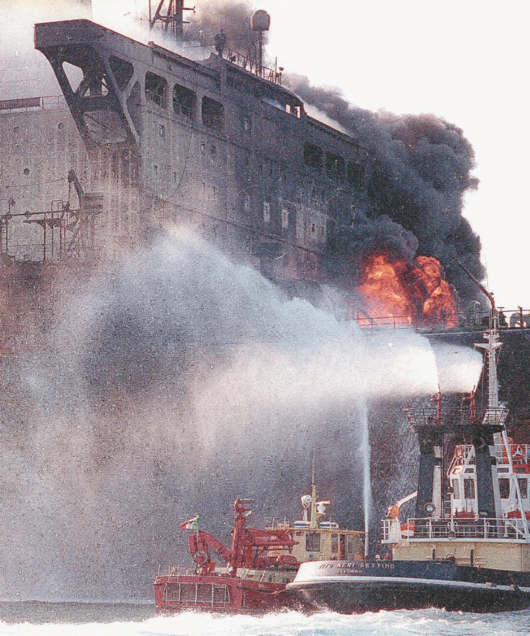 La verità del Sismi: “Traffici d’armi dietro Moby Prince”