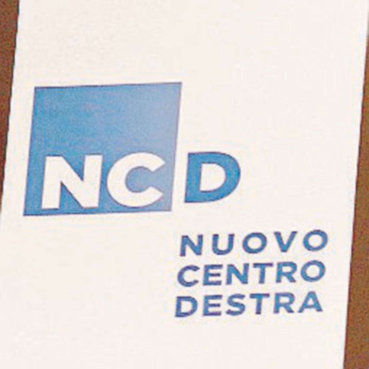 Copertina di Il partito di chi mangia sulla pelle di chi ha fame