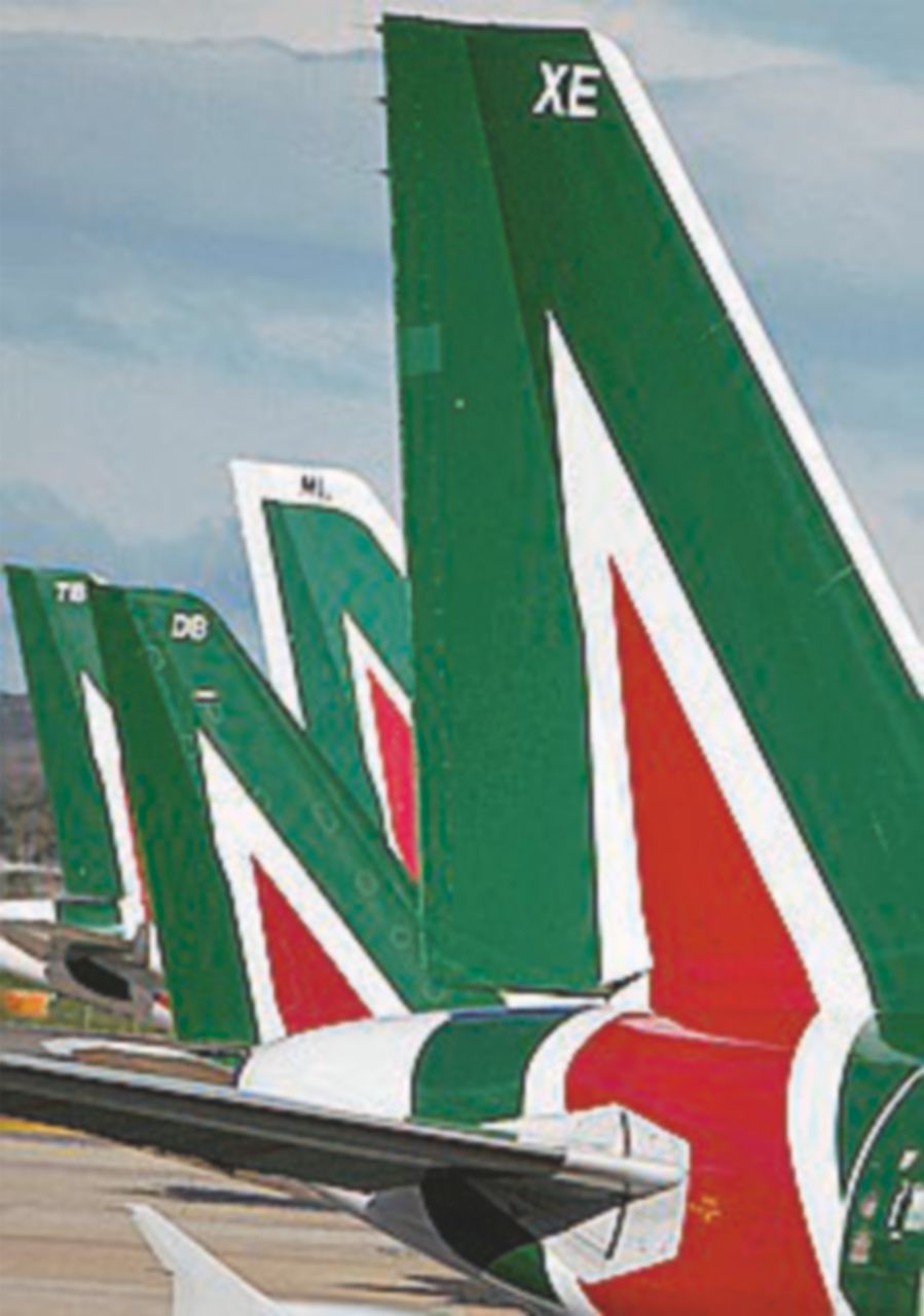 Copertina di Alitalia, settimana decisiva per il nodo degli esuberi