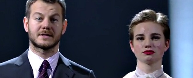 Copertina di Bebe Vio e Alessandro Cattelan: “Dona un neurone a un hater”. L’ironica campagna per “i disagiati del web”