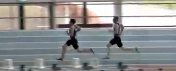 Copertina di Beffa per l’atleta: uno strano incidente lo blocca a un passo dal traguardo