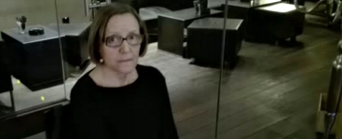 Copertina di Suicidio assistito, la moglie del malato di tumore: “Siamo arrabbiati. Anche mio marito voleva morire in Italia”