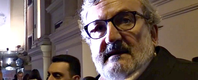 Copertina di Direzione Pd, Emiliano: “Il partito è caduto in mani sbagliate. Scissione? Vedremo”