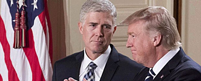 Usa, Trump nomina il conservatore Neil Gorsuch alla Corte Suprema. Democratici pronti a ostruzionismo, Senato a rischio spaccatura