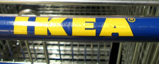 Ikea, indagine della Commissione Ue sugli accordi fiscali con l’Olanda: “Ha pagato meno tasse del dovuto”